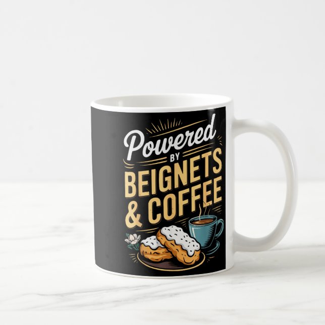 Drivs av Beignets och kaffe Roligt New Orleans-cit Kaffemugg (Höger)