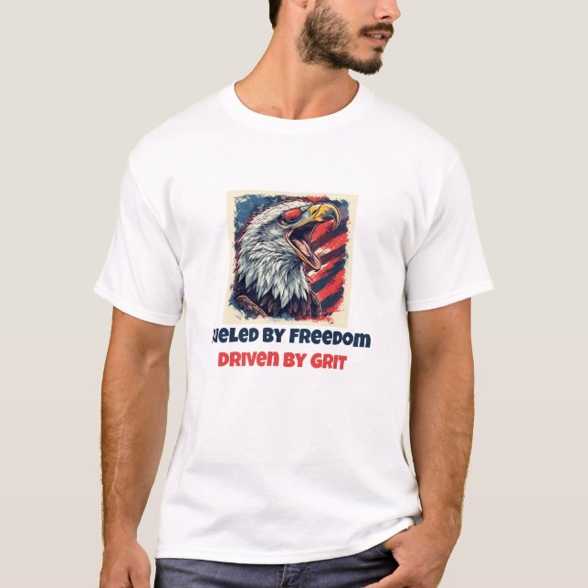 Drivs av frihet – Roaring Eagle Herr T Shirt (Framsida)
