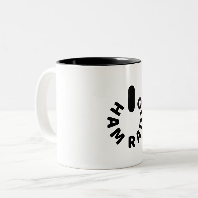 Drivs av HAM Radio Två-Tonad Mugg (Framsida vänster)