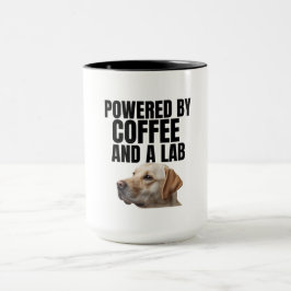 Drivs av kaffe och en Lab – Yellow Lab – Kaffe Mugg