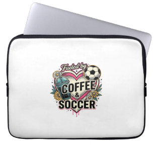 Drivs Av Kaffe Och Fotboll Vintage T-Shirt Design_ Laptop Fodral