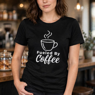 Drivs Av Kaffe Rolig Kaffeälskare T Shirt