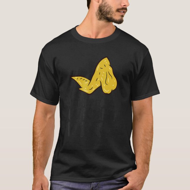 Drivs av kycklingvingar t shirt (Framsida)