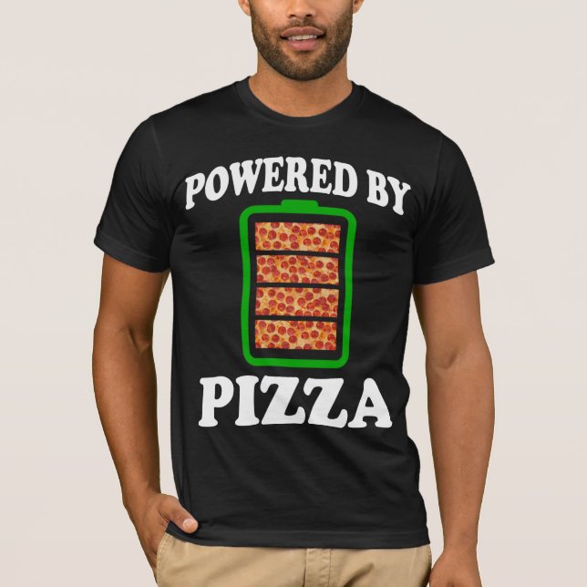 Drivs av Pizza - Funny Pizza T Shirt (Framsida)