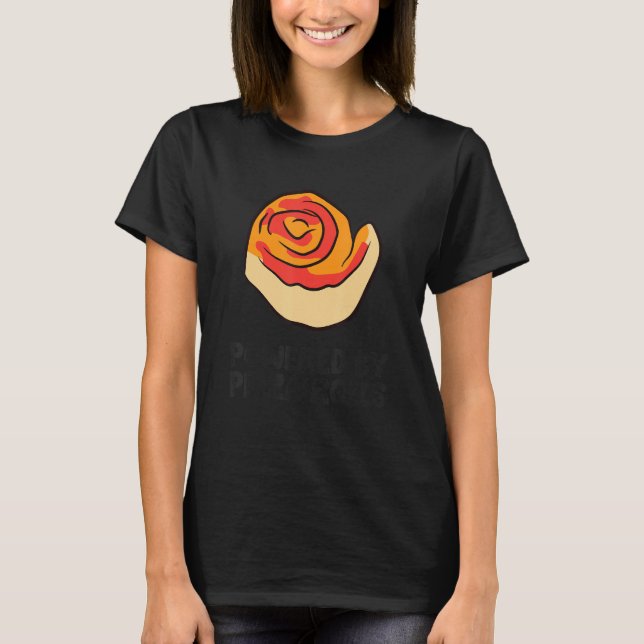 Drivs av Pizza Rolls T Shirt (Framsida)