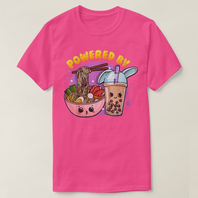 Drivs av Ramen och Bubble Tea Anime Älskare Funny  T Shirt (Design framsida)