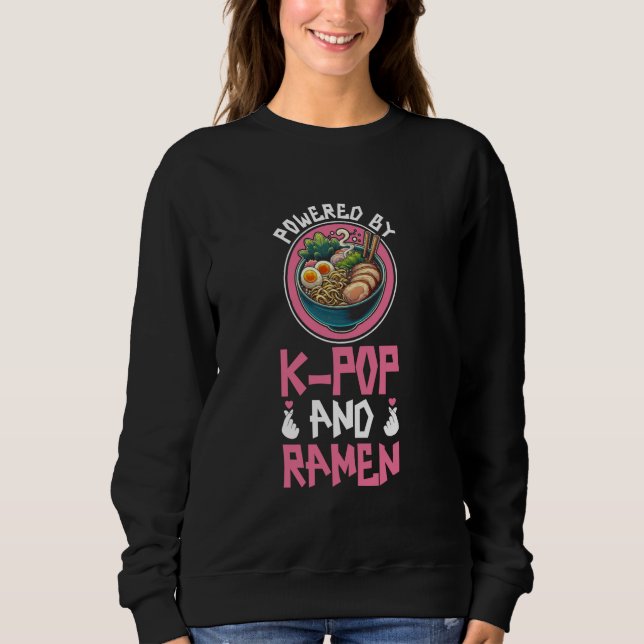 Drivs av Ramen och K-Pop Ramen Kpop Merchandise T Shirt (Framsida)