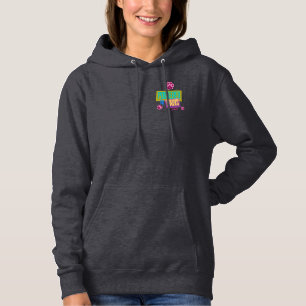 "Drivs av tassar" Rosa tassdesign T Shirt