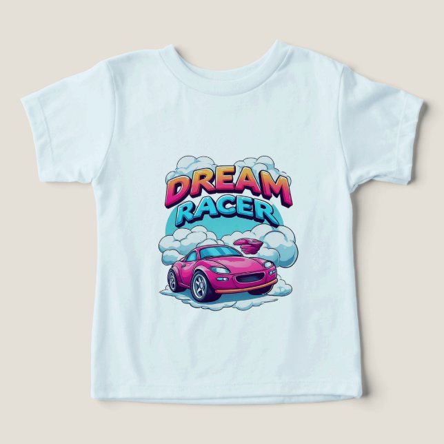 Dröm Racerkör Rosa Bil Barn Hastighet Moln 🏎️ T Shirt (Design Framsida)