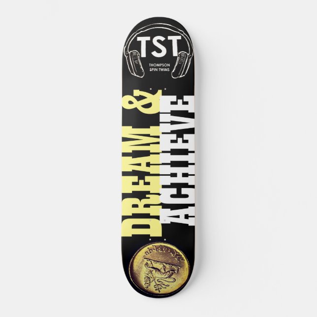 DRÖM & UPPNÅ Skateboard (Framsida)
