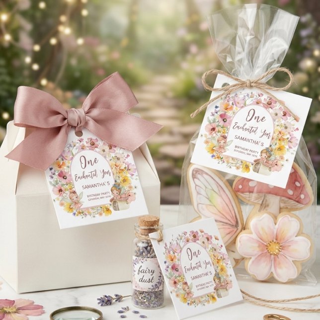 Drömlik Sagoland Första Födelsedag Gåvor Etiketter (Dreamy Fairyland First Birthday Favor Tags)