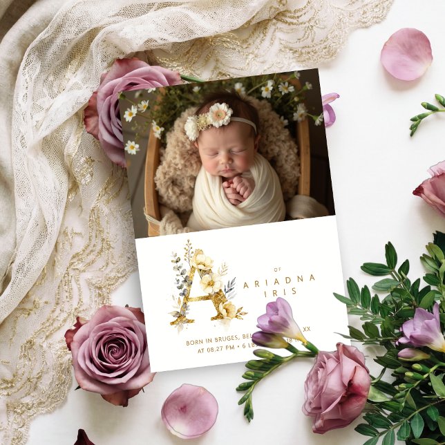 Drömmar Blommig A Initial Guld Glitter Nyfödd Meddelande (Dreamy Romantic Floral A Initial in Gold Glitter Effect for Newborn Photo Announcement Card Design. )