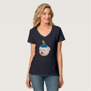 Drömmig Clownhund: Leende Bichon med blå hatt T Shirt