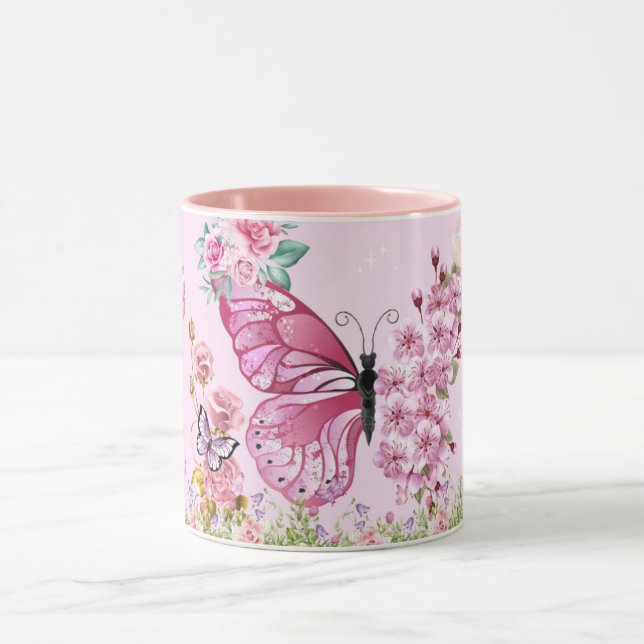 Drömmig Rosa Fjärilsmugg – Blommig Estetisk Kaffe Mugg (Center)