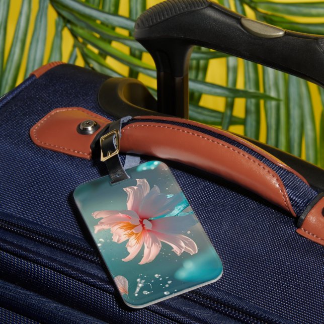 Drömmig Rosa Lotus och Fjäril i Aqua Vatten Bagagebricka (Framsida Insitu 1)