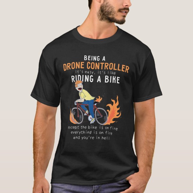 Drone Controller som Riding Bike Cyclist Funny T Shirt (Framsida)