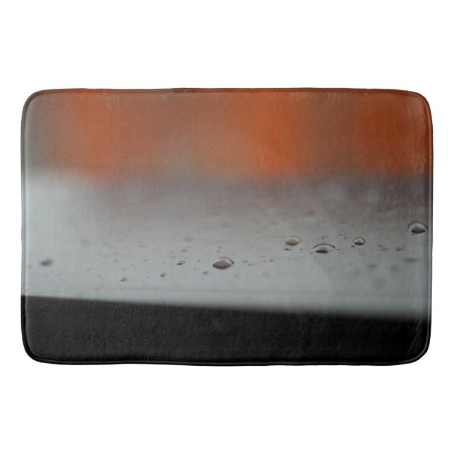 Droplet vatten vid Mörk Yta Bath Mat Badrumsmatta (Framsidan)