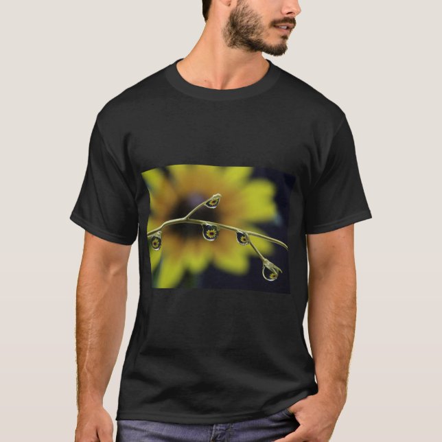 Droplets & Reflection Art Tee (Framsida)