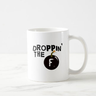 Droppin som fet bombarderar kaffemugg