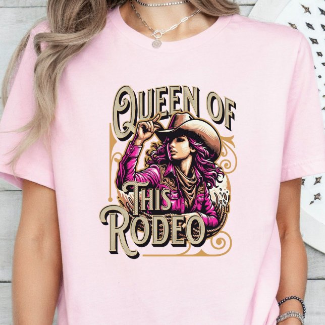 Drottning av denna Rodeo T-shirt, Cowgirl-gåva, Gi T Shirt (Skapare uppladdad)