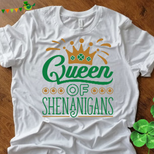 drottning av Shenanigans St. Patrick's Day T Shirt