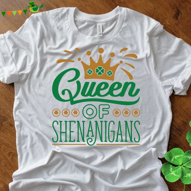 drottning av Shenanigans St. Patrick's Day T Shirt (Skapare uppladdad)