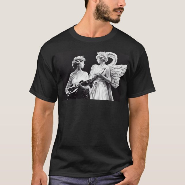 drottning Elizabeth II spelar gitarren som ängel. T Shirt (Framsida)
