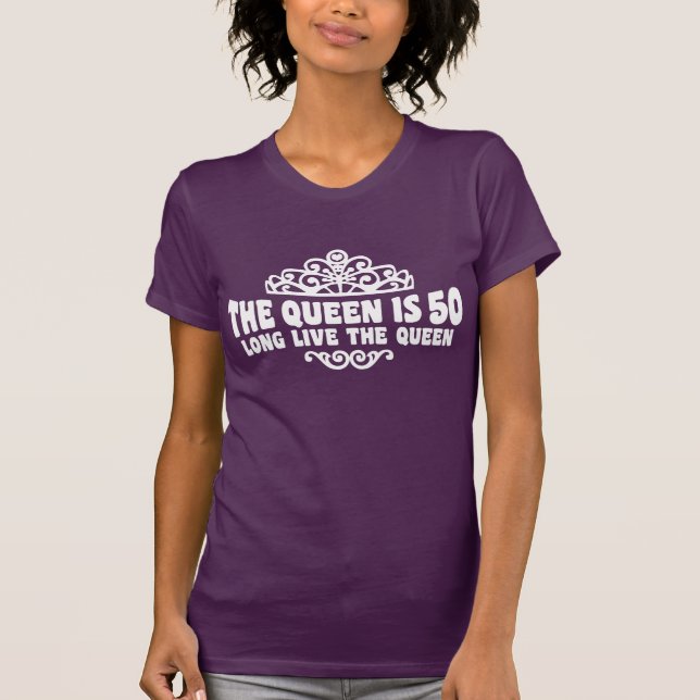 Drottningen är 50 tee shirt (Framsida)