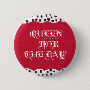 Drottningen knäppas knapp