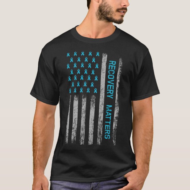 Drug Alcohol Addence Recovery Warrior American F T Shirt (Framsida)