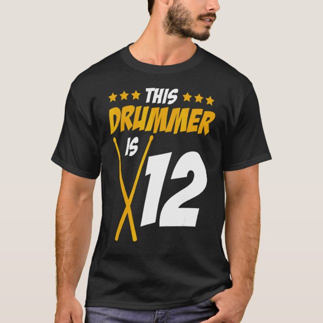 Drummer är 12 Drummer Drum Set Music T Shirt (Framsida)