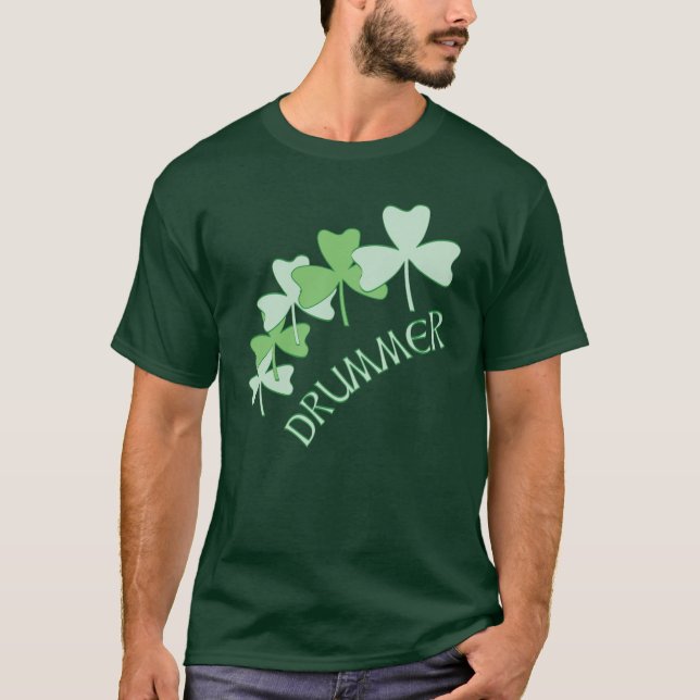 Drummer Shamrocks Outabled T Shirt (Framsida)