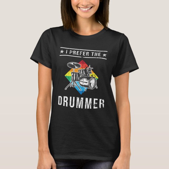 Drummers rocks on Drum and Drumsticks for Drummer  T Shirt (Framsida)