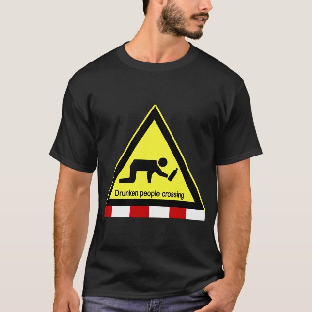 Drunken folk som korsar ⚠ thailändsk ⚠ tee shirt (Framsida)
