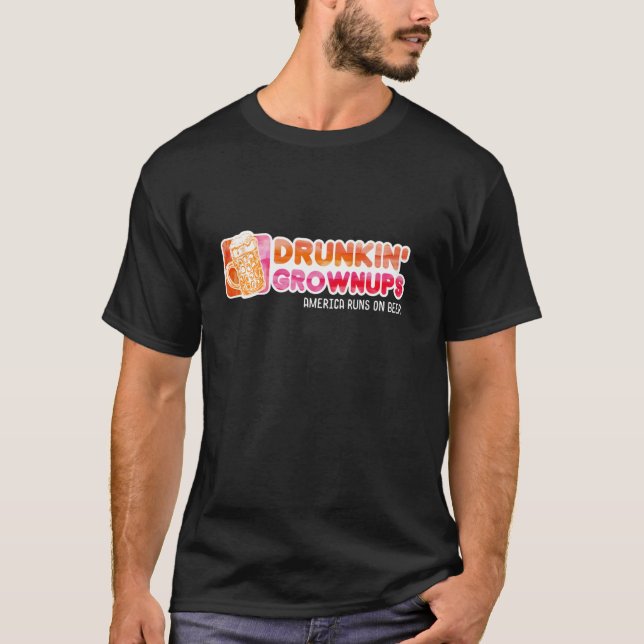 Drunken Grownups American Pappa Springa on Beer Fu T Shirt (Framsida)