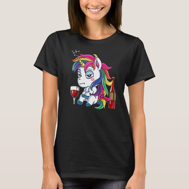 Drunken Unicorn Vin Drinking T Shirt (Framsida)