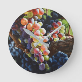 Druvor i Abundance för Vin Älskare & Wineries Rund Klocka