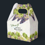 Druvor Vineyard Mediterranean Garden Wedding Presentaskar<br><div class="desc">Druvor som är kapslade i grönt lövs.</div>