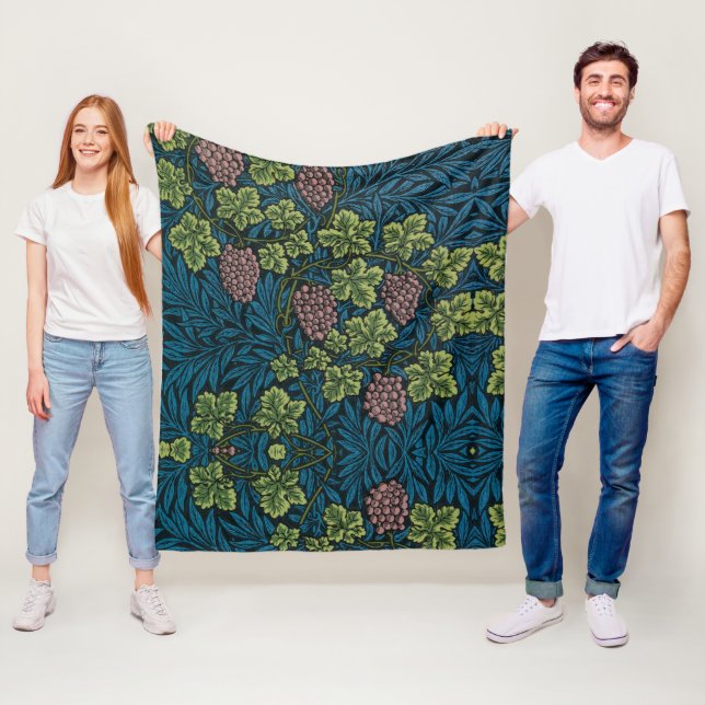 Druvrankor med klasar av rosa druvor fleecefilt (På plats)