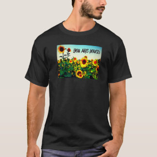 Du är älskad Solrosor T Shirt