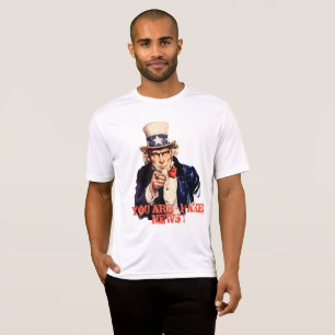 Du är - fejka nyheterna! t-shirt
