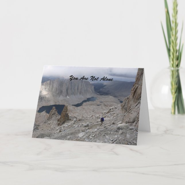 Du är inte Ensam-grafisk Hiker-bergssympati Kort (Framsida)