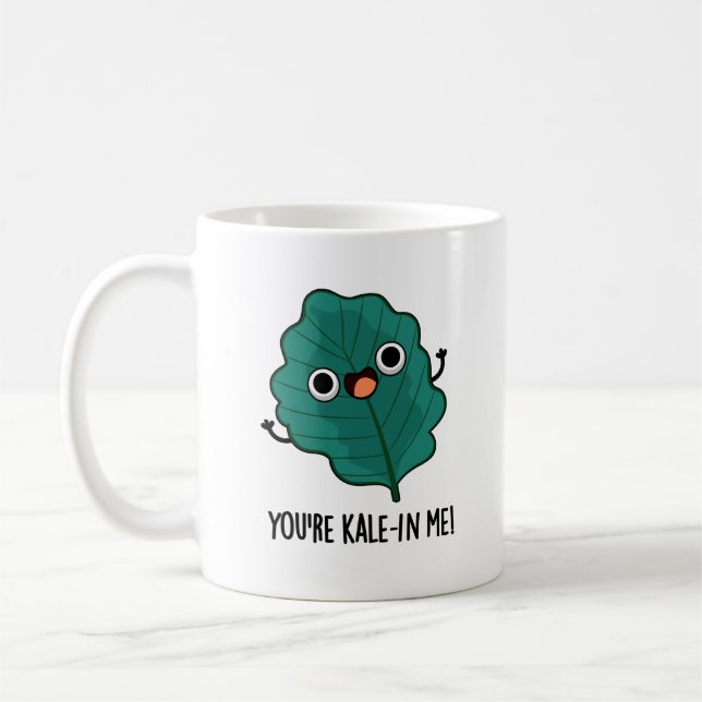 Du är Kale-in Me Funny Veggie Kale Pun Kaffemugg (Vänster)