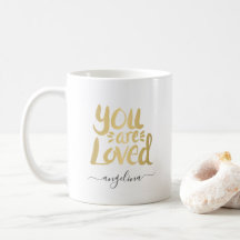 Du är Loved Inspirational Citote Monogram Guld