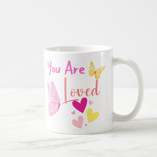 Du är LOVED, rosa Butterfly HEARTS MUGG (Höger)