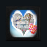 Du är min fågel i träd.png smyckeskrin<br><div class="desc">Du är min fågel i träd, som säger så poetiskt romantiskt ord? Det måste ha funnits ett underbart bättre kärlek som omger den kloka orden att höra och skriva ut ett sådant eko på duken. Med detta vackra vita och blå hjärta i det öppna blå himmel med vackra ballonger på...</div>