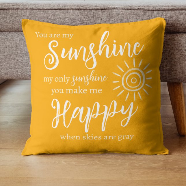 Du är min solskenOrange med Sol och vita prickar Kudde (You are my Sunshine, you make me Happy bright orange pillow with sun, white polka dots on the back.)