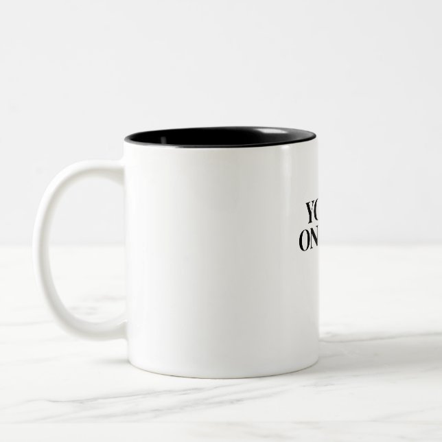 Du är på tyst läge Två-Tonad mugg (Vänster)