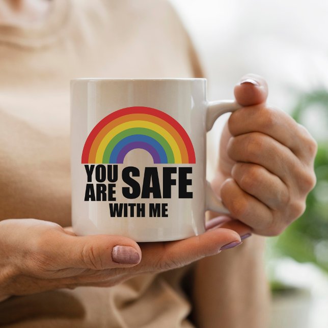 Du är trygg med mig HBTQ regnbågsstolthet  Kaffemugg (Skapare uppladdad)