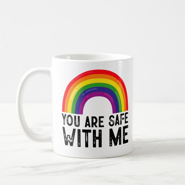 Du Är Trygg Med Mig LGBTQ Pride Månad Regnbåge Kaffemugg (Vänster)